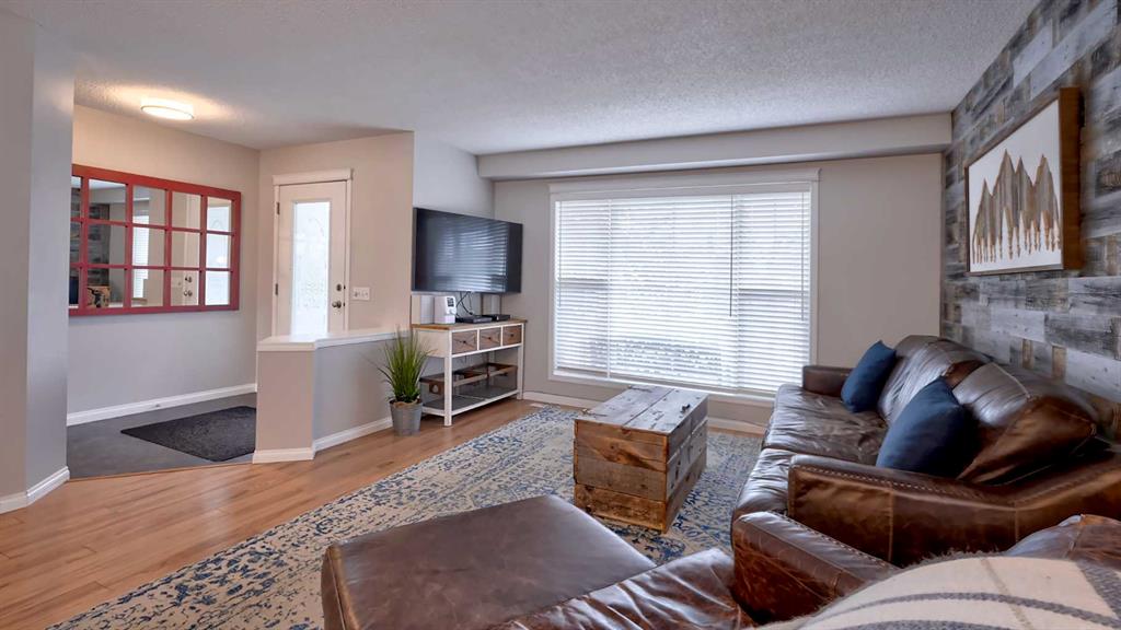 20 Tuscany Valley Park NW photo 5