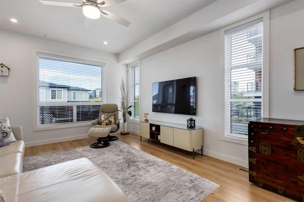 7820 Spring Willow Drive SW #255 photo 5
