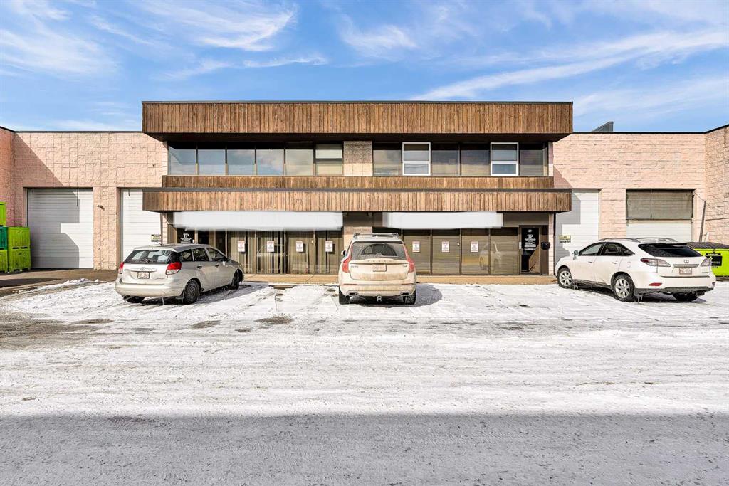 3510 27 Street NE #8 &amp; 10