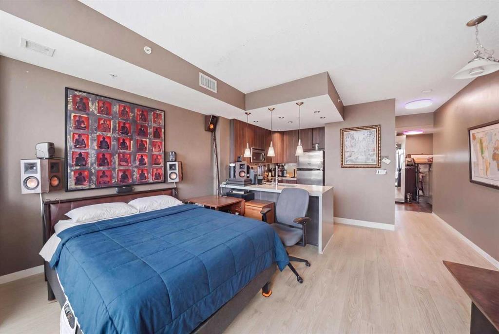 788 12 Avenue SW #1509 photo 4