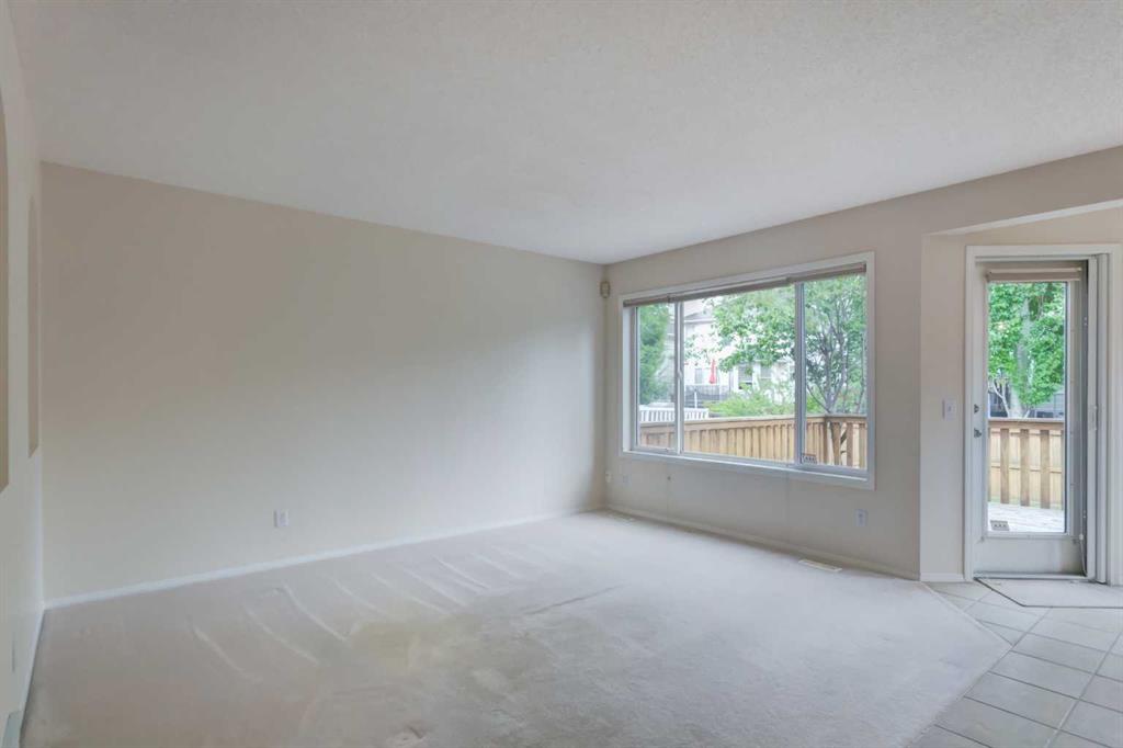 111 Sierra Nevada Way SW photo 4