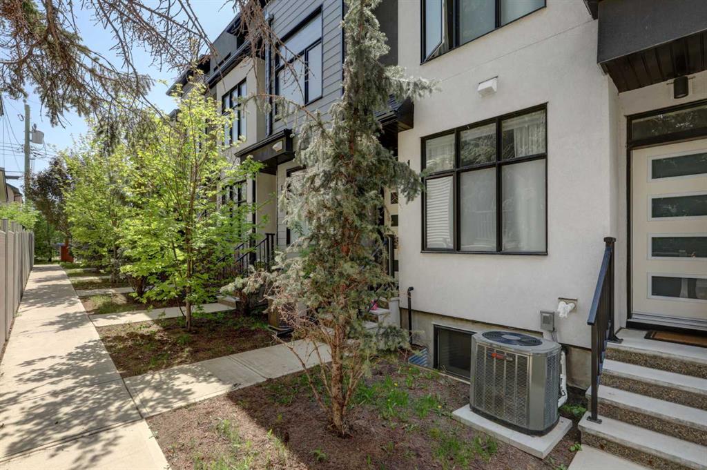 408 27 Avenue NE #111 photo 3