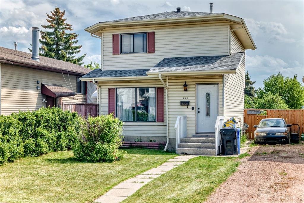411 Abadan Place NE