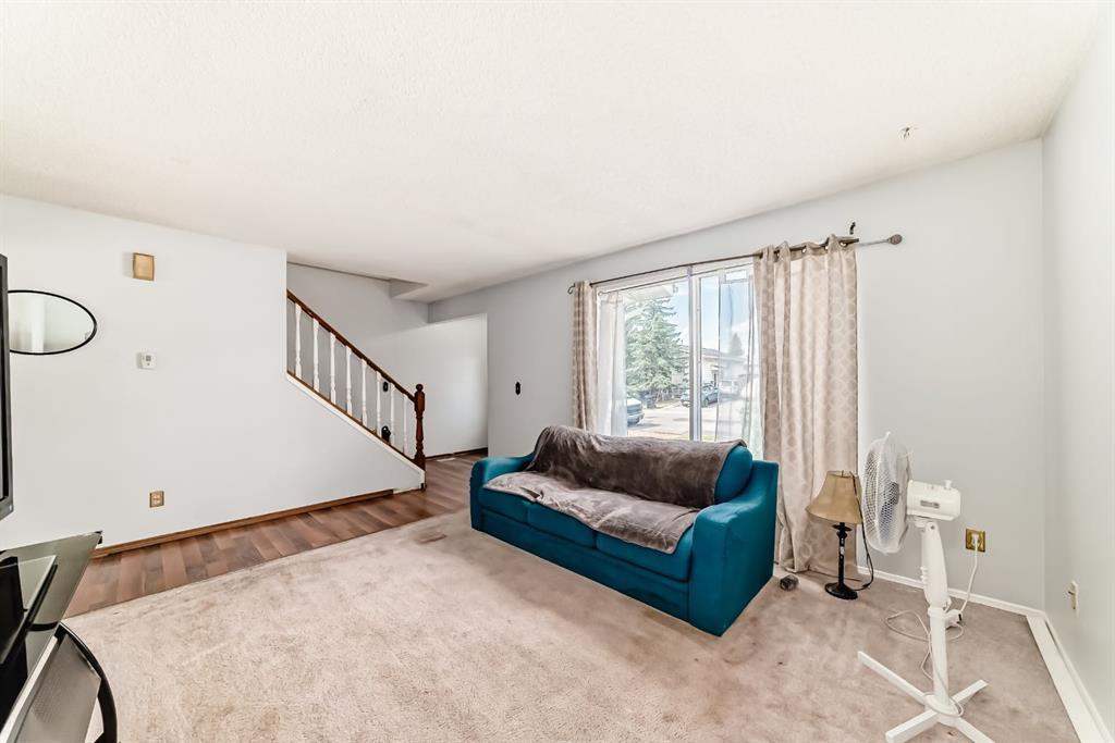 411 Abadan Place NE photo 3