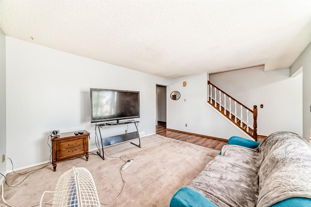 411 Abadan Place NE photo 4