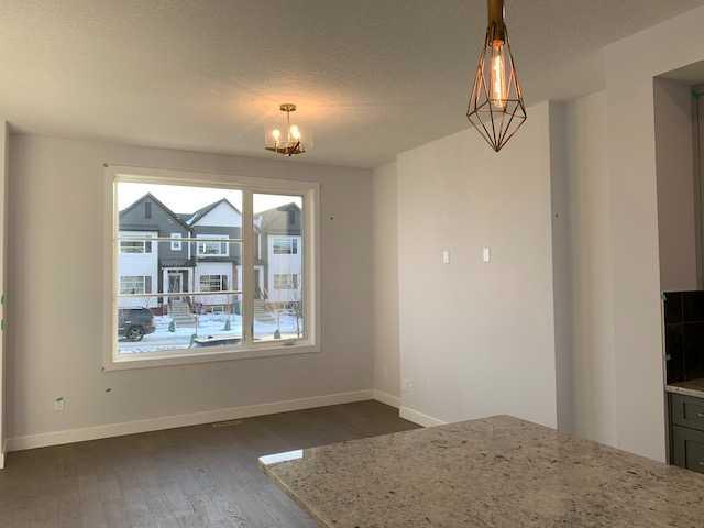 139 Ambleridge Street NW photo 2
