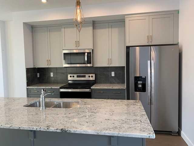 139 Ambleridge Street NW photo 4