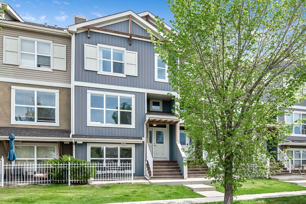 10 Auburn Bay Avenue SE #1410
