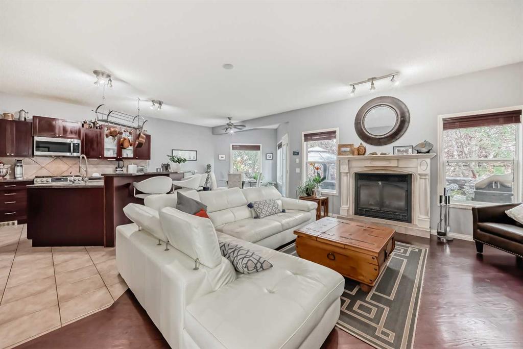 188 Chapala Drive SE photo 5