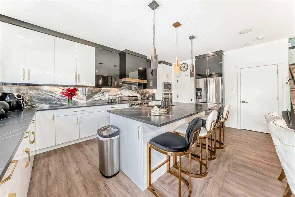 630 Rocky Ridge View NW photo 5