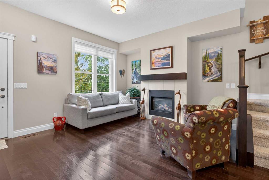 340 Quarry Park Boulevard SE photo 3