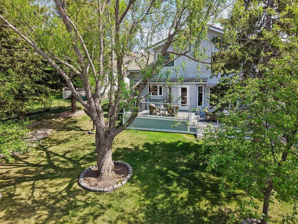 187 Hampshire Close NW photo 3
