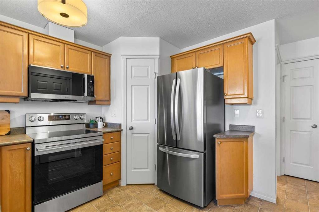 1110 17 Street SW #301 photo 5