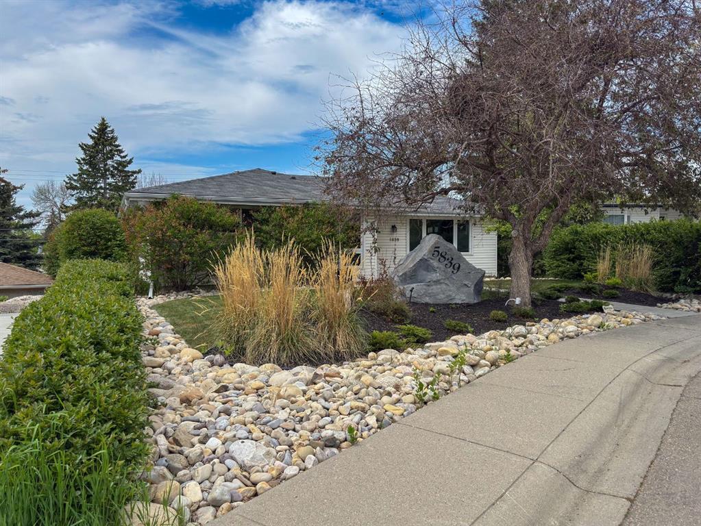 5839 Dalkeith Hill NW