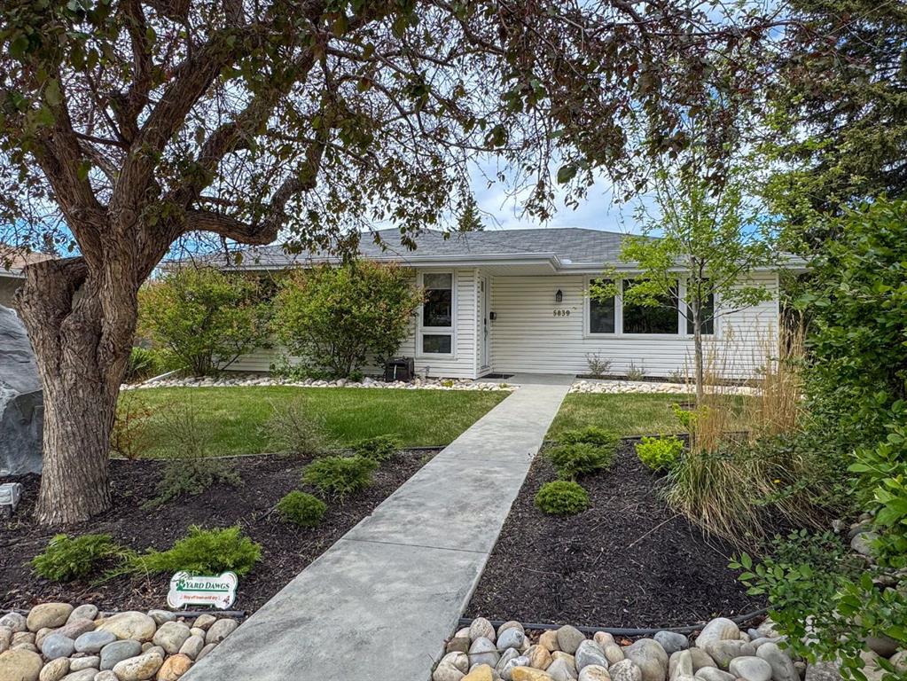 5839 Dalkeith Hill NW photo 2