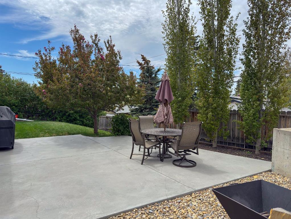 5839 Dalkeith Hill NW photo 5