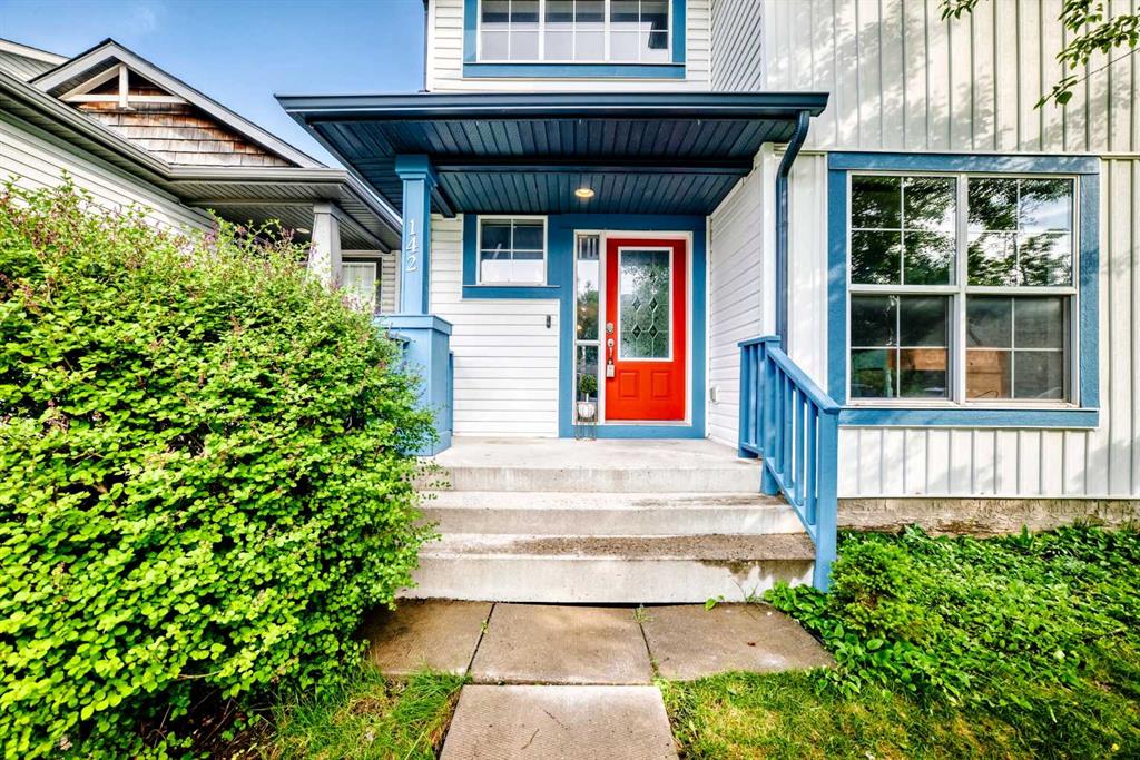 142 AUBURN BAY Heights SE photo 3