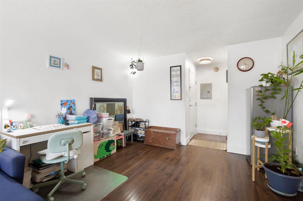 505 19 Avenue SW #408 photo 5
