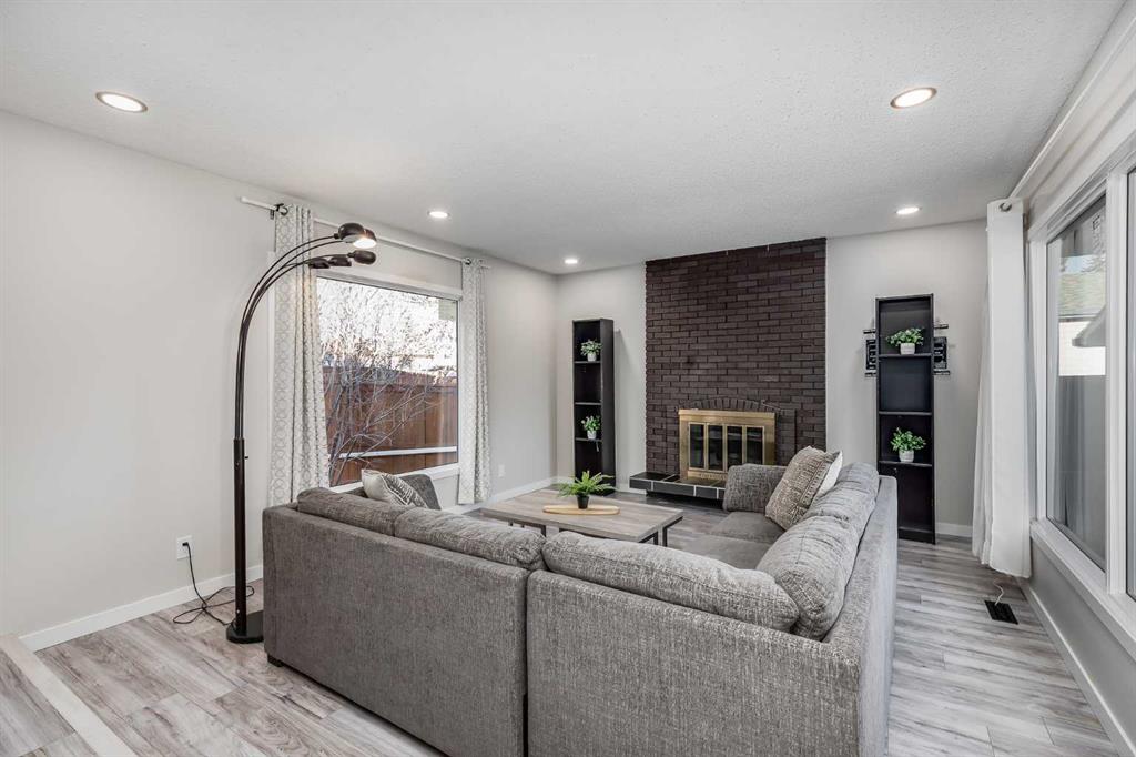 3394 Breton Close NW photo 3