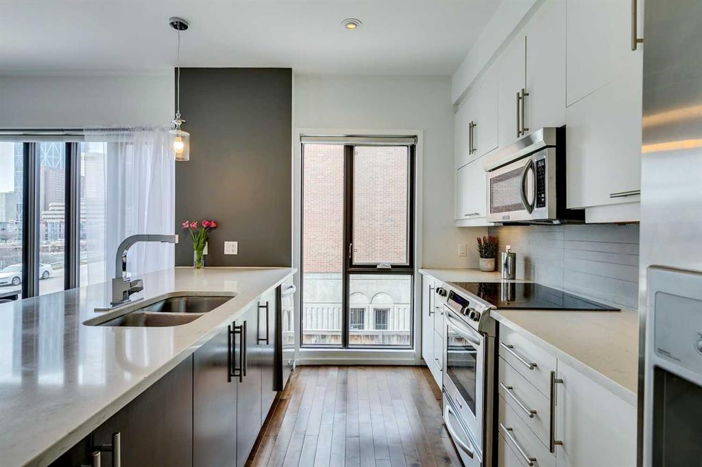 414 Meredith Road NE #203 photo 3