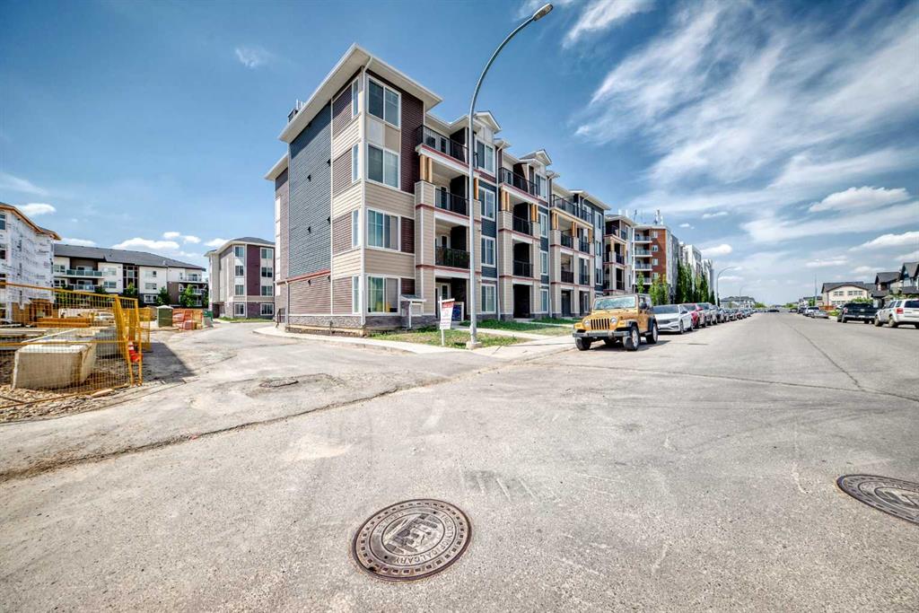 15 Skyview Point Crescent #2406 photo 3