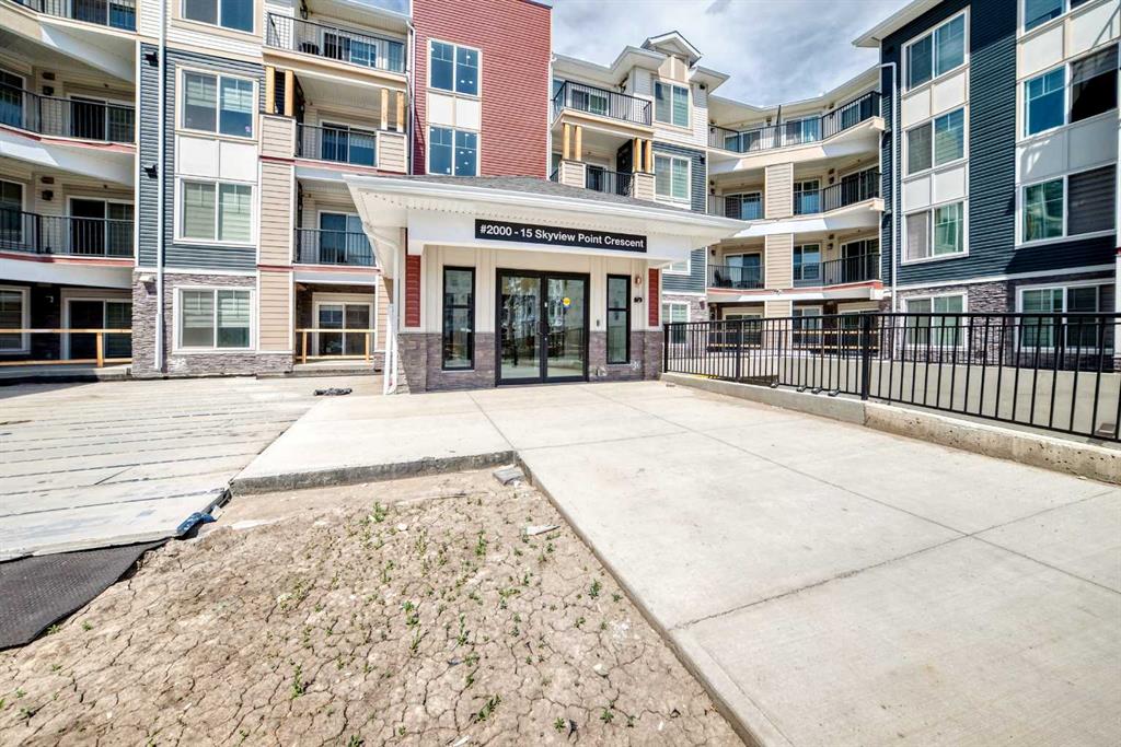 15 Skyview Point Crescent #2406 photo 5