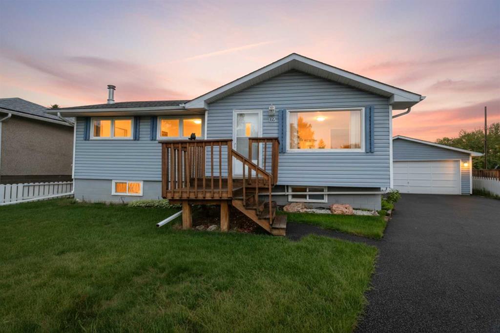 35 Beaupre Crescent photo 5