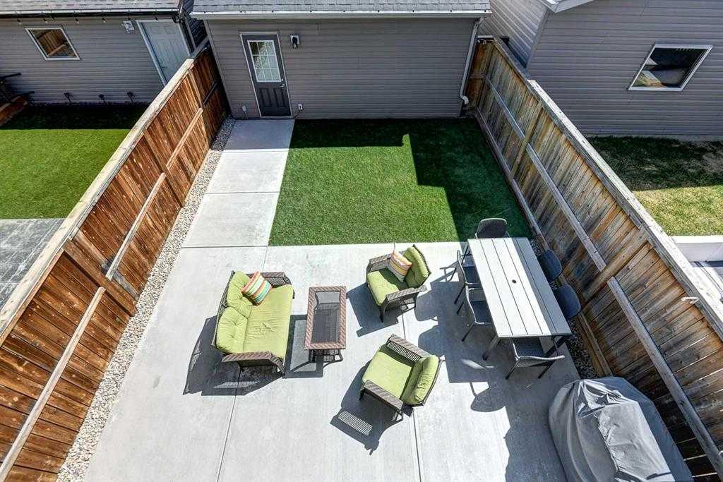 50 Elgin Meadows Park SE