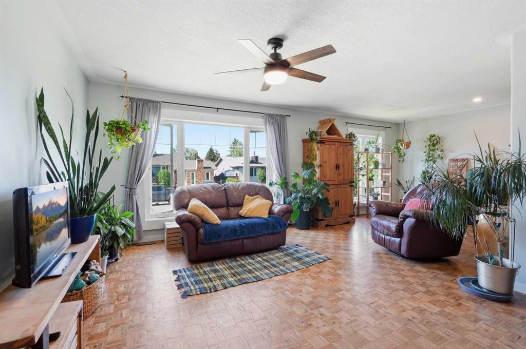 420 Summerwood Place SE photo 4
