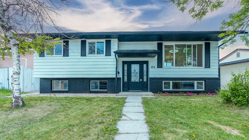 172 Pinewind Road NE