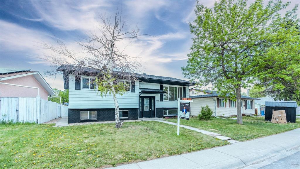 172 Pinewind Road NE photo 2
