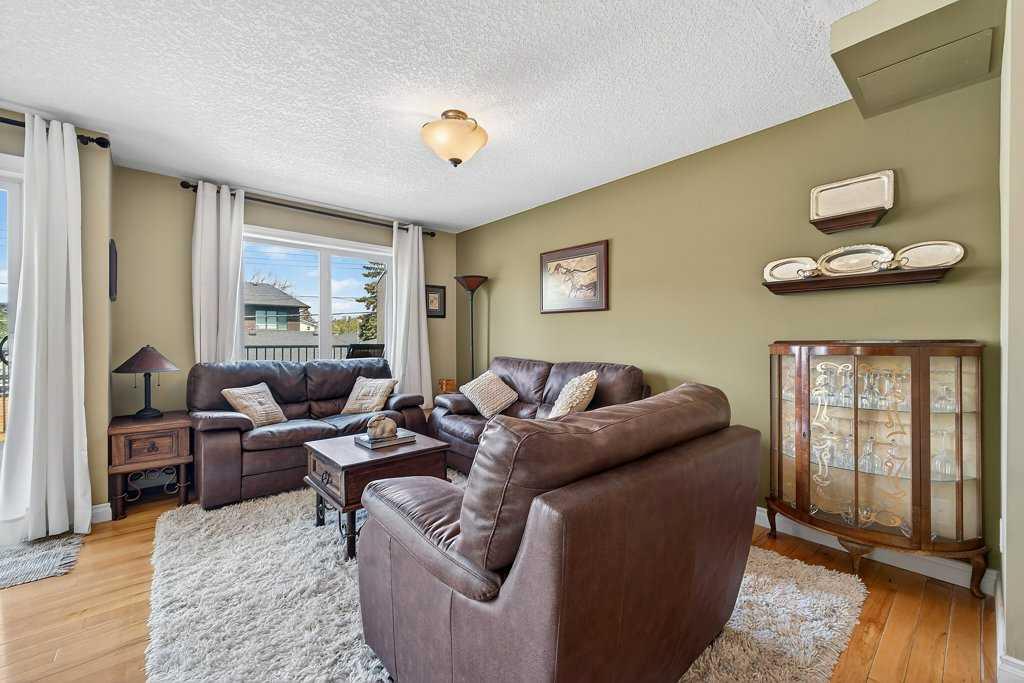 2412 Kensington Road NW #2 photo 3