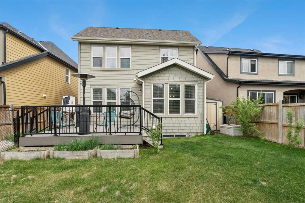 45 Mahogany Terrace SE photo 2