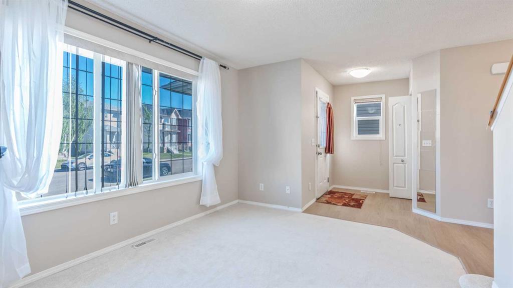 23 Taralake Road NE photo 3
