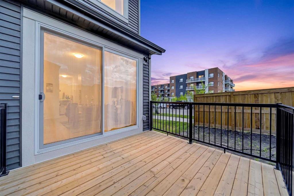 264 Edith Place NW photo 5