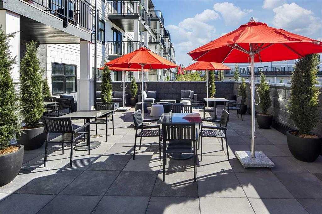 255 Les Jardins Park SE #406