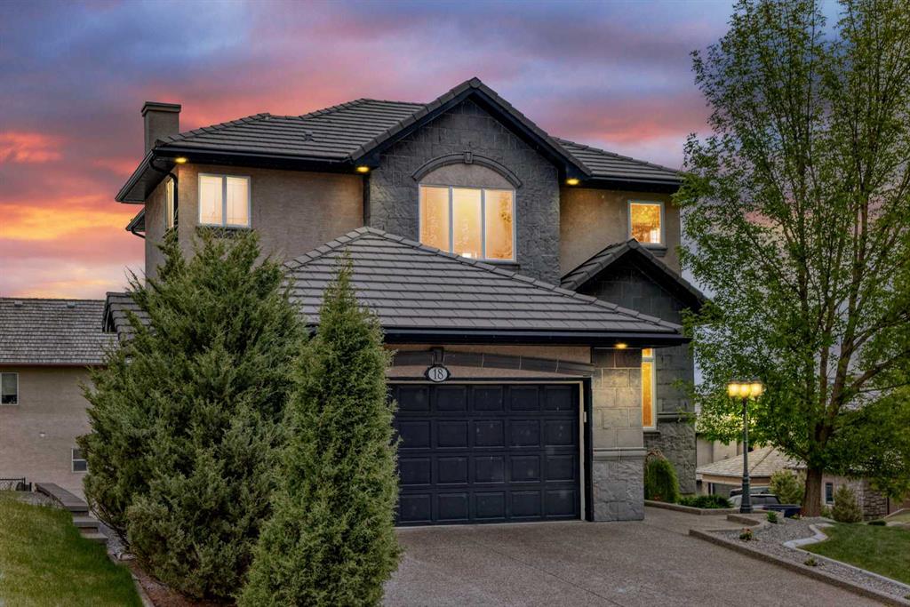 18 Royal Ridge Link NW photo 2