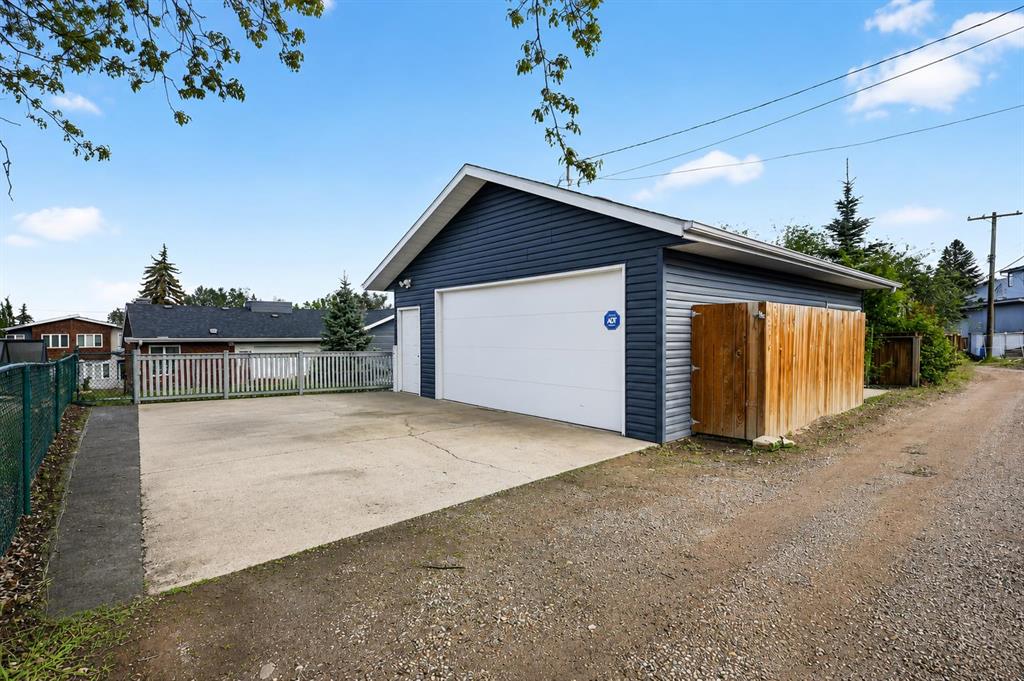 2316 Richmond Road SW photo 3