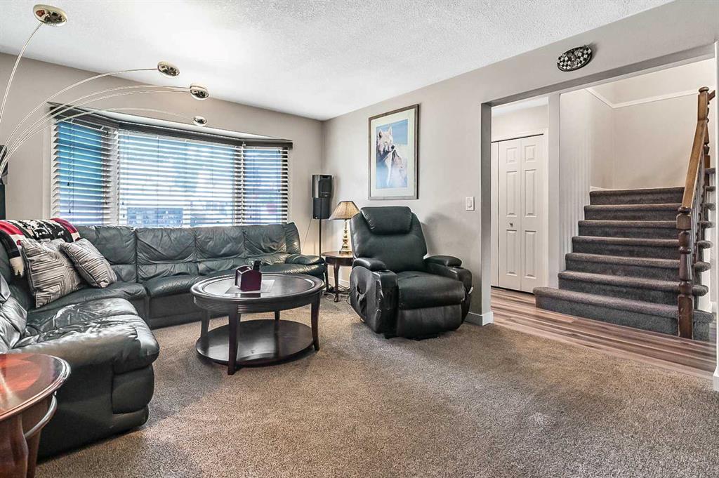 36 Millside Way SW photo 5