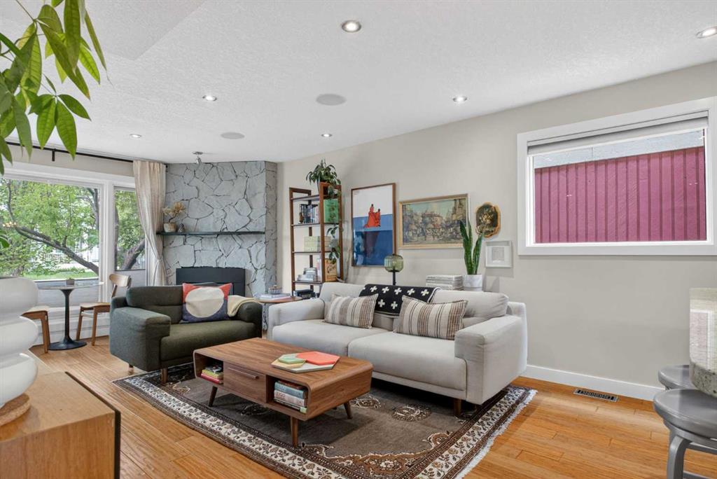 2232 26A Street SW photo 5