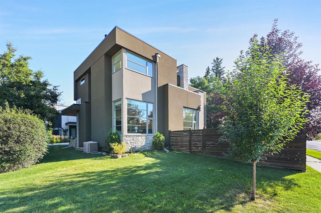 3926 9 Street SW photo 4