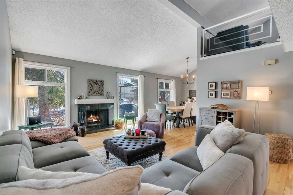 12 Oakvale Place SW photo 2