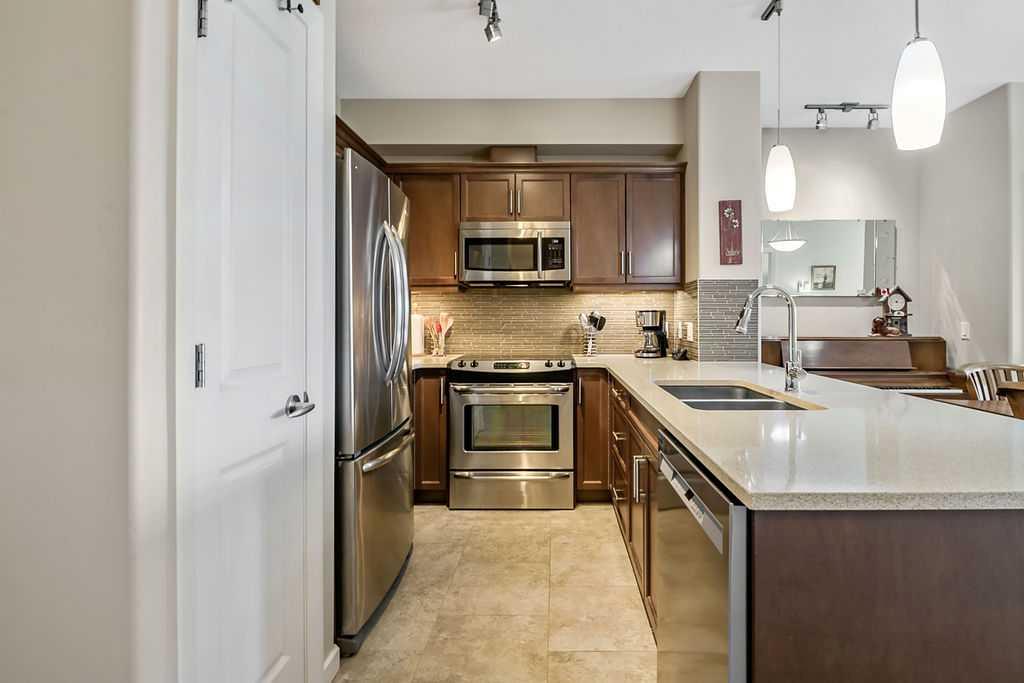 310 Mckenzie Towne Gate SE #3405 photo 4