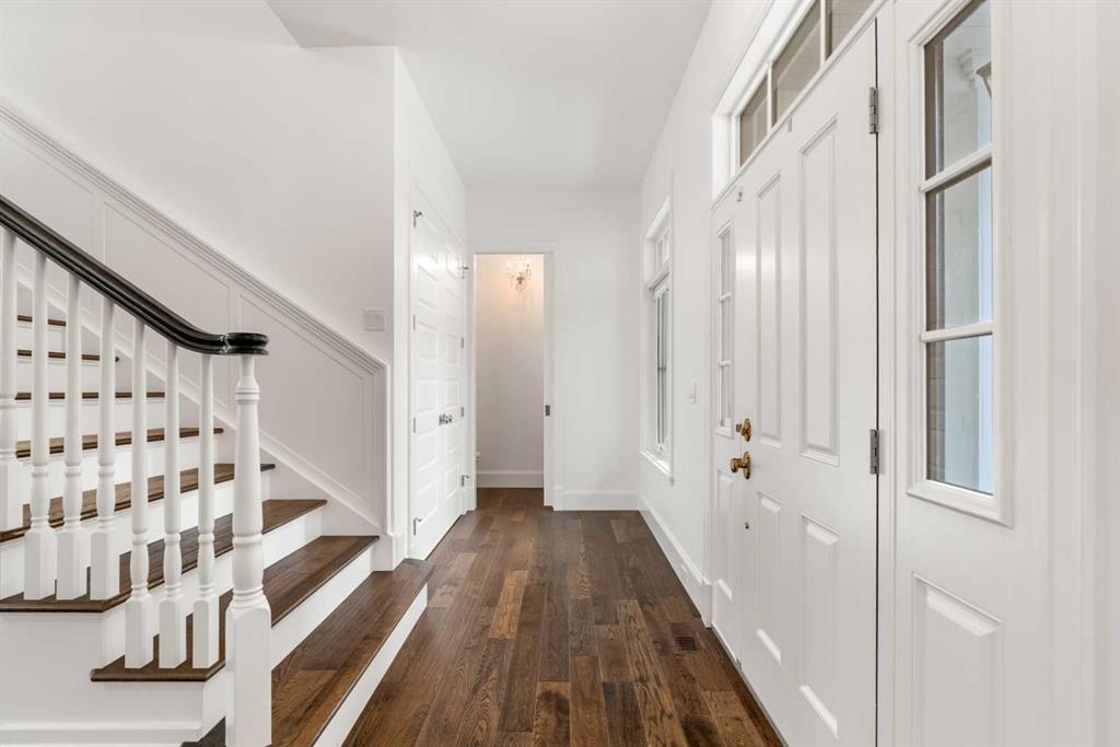 3731 37 Street NW photo 5