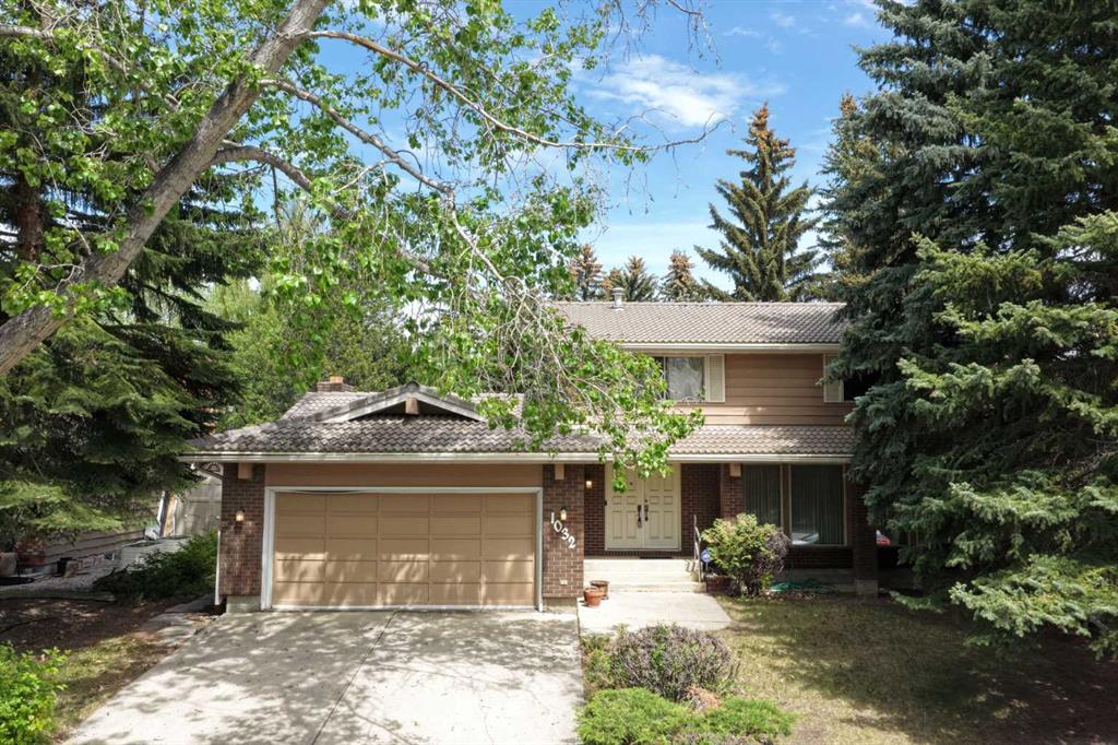 1032 Varsity Estates Drive NW photo 3