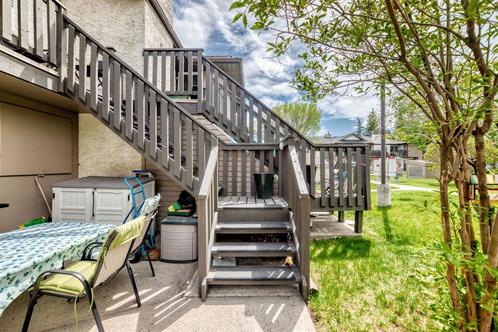 51 Cedar Springs Gardens SW photo 2