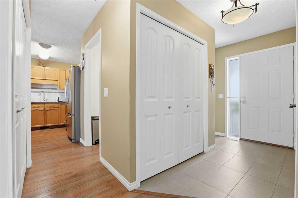 11 Macewan Park Heights NW photo 3