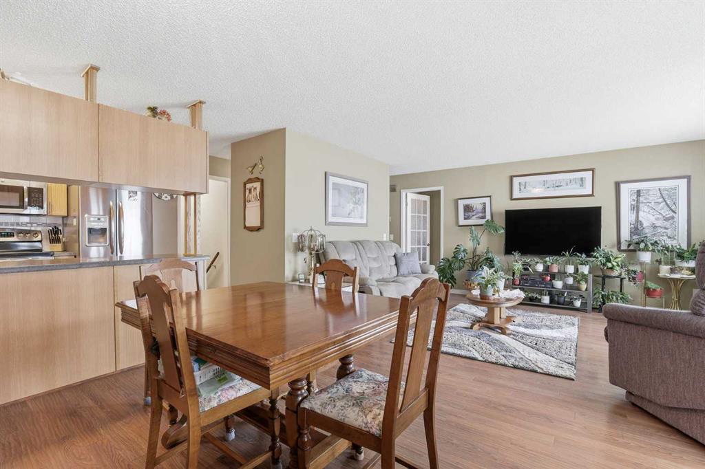 11 Macewan Park Heights NW photo 5