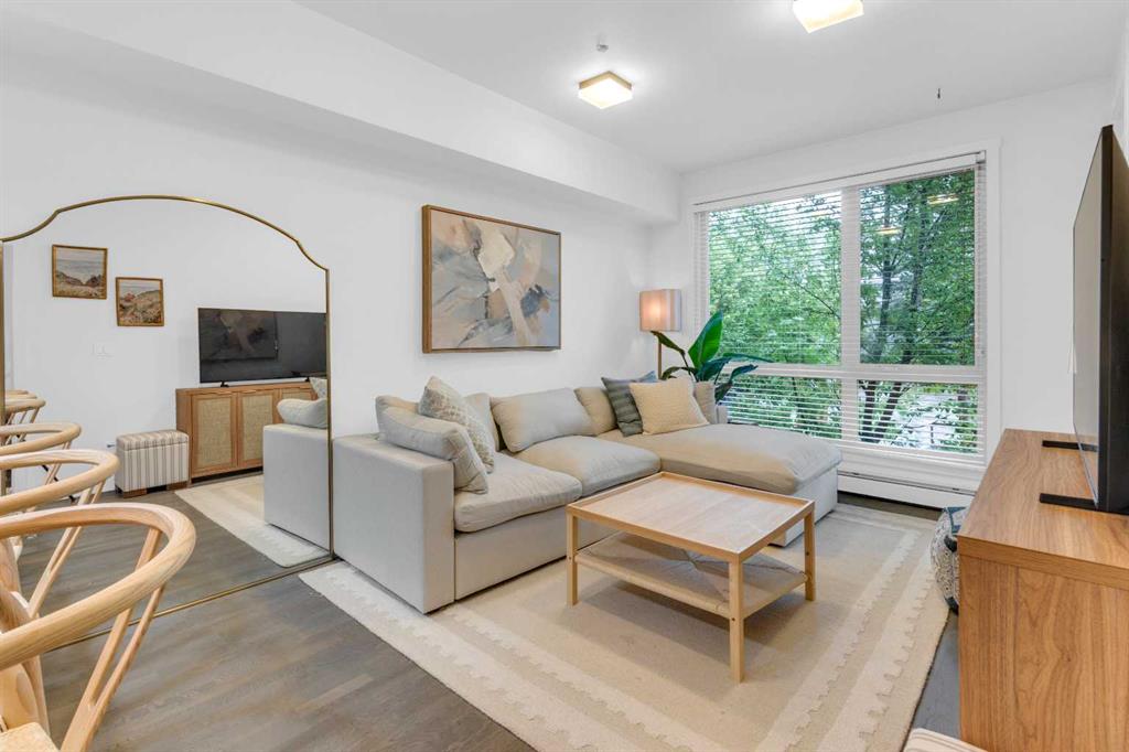 305 18 Avenue SW #228