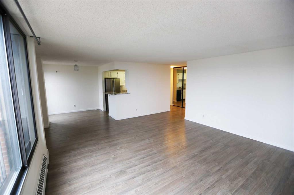 8604 48 Avenue NW #913 photo 4